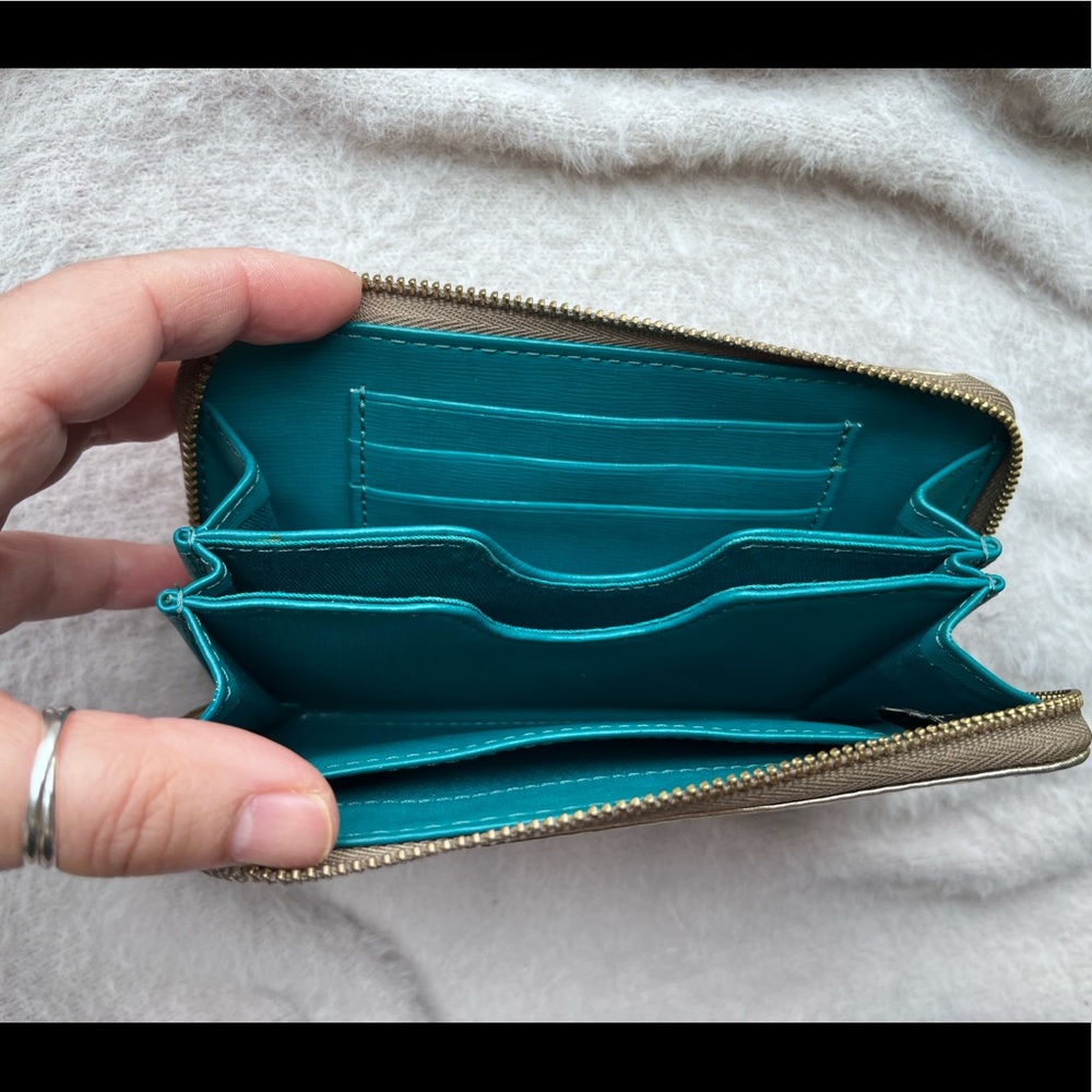 Fossil Gold Wristlet Bag - Picture 7 of 12